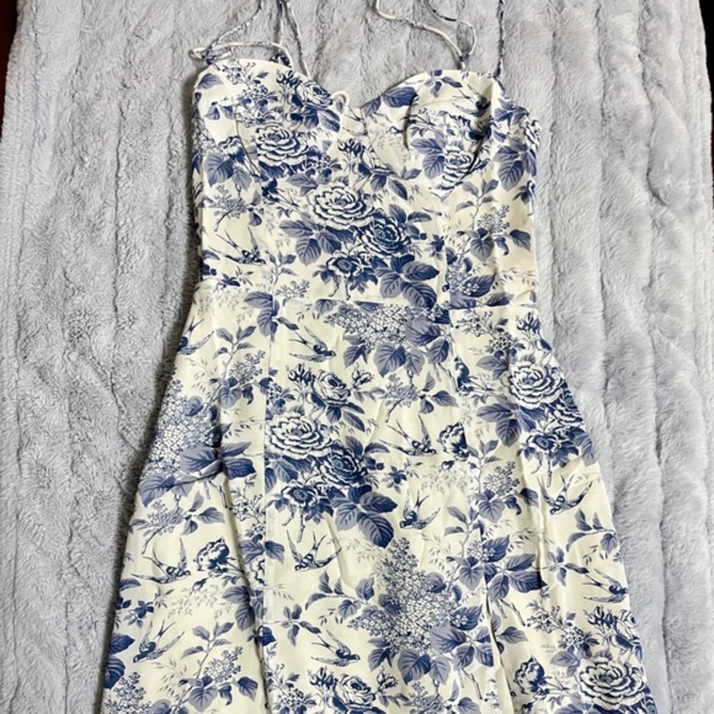 Reformation Juliette Dress in Pompadour - Picture 3 of 5